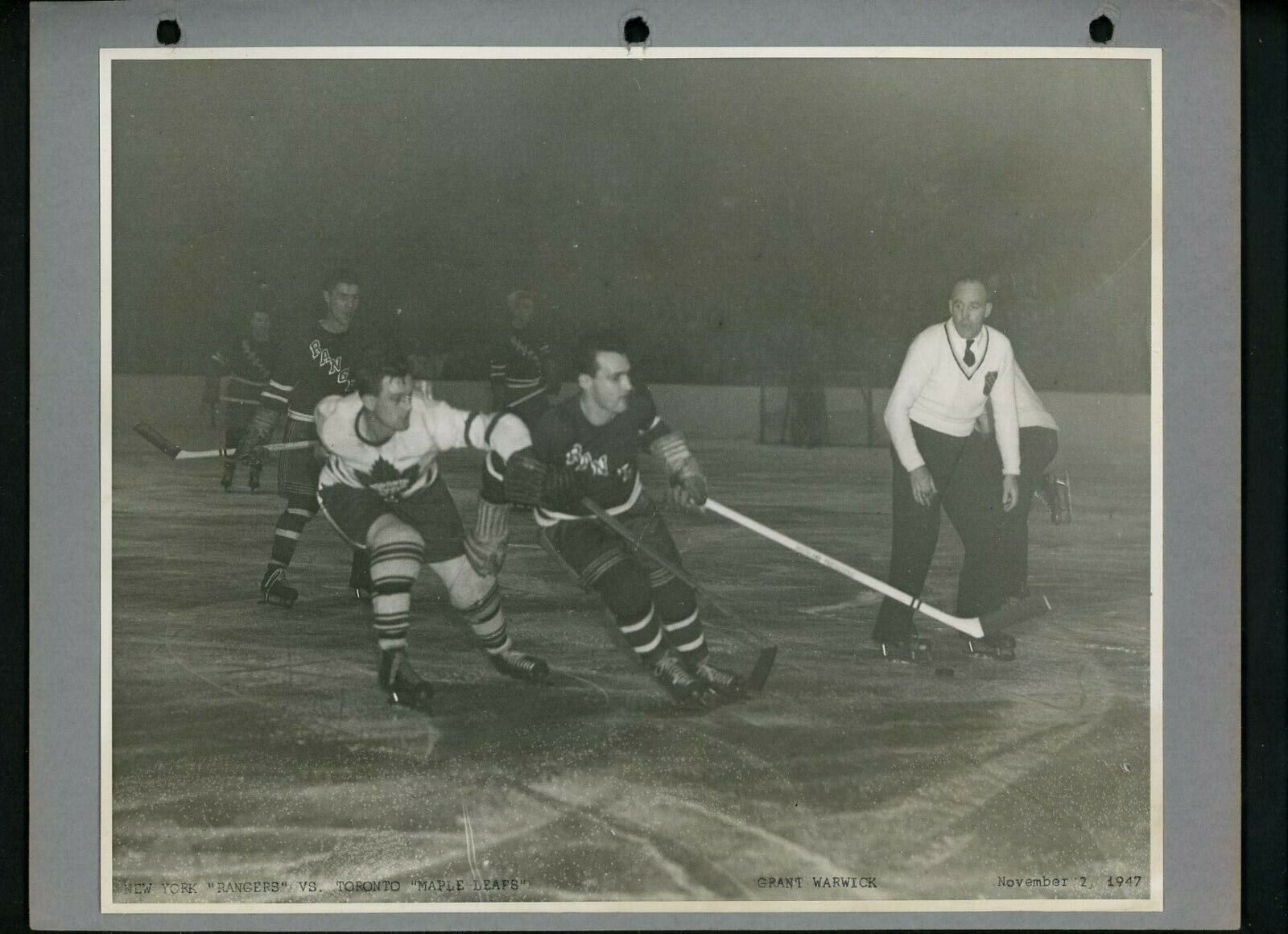 New York Rangers & Toronto Maple Leafs 1947 Type 1 Press Photo Poster painting Grant Warwick