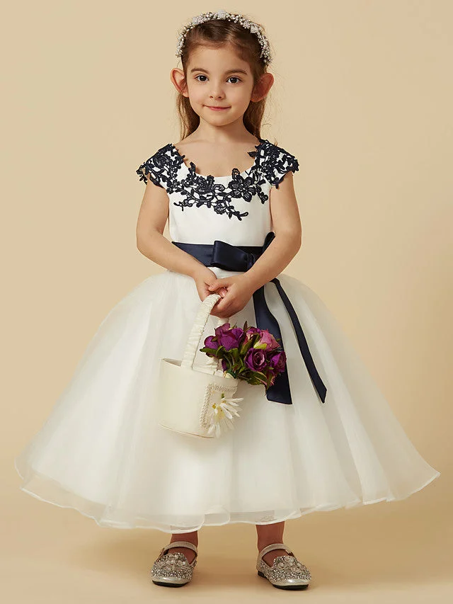 Daisda A-Line Short Sleeve Scoop Neck Flower Girl Dress Lace Tulle  With Sash Ribbon Bow Buttons
