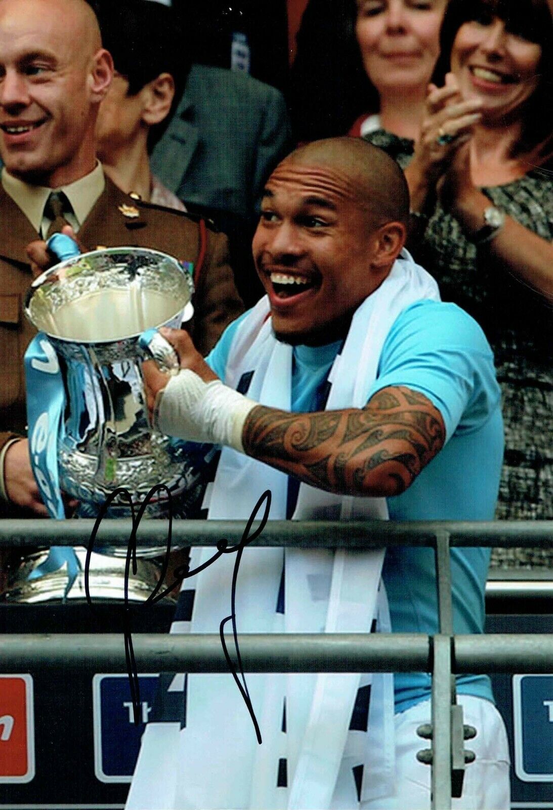 Nigel De JONG SIGNED Autograph Photo Poster painting AFTAL RD COA Manchester City Cup Winners