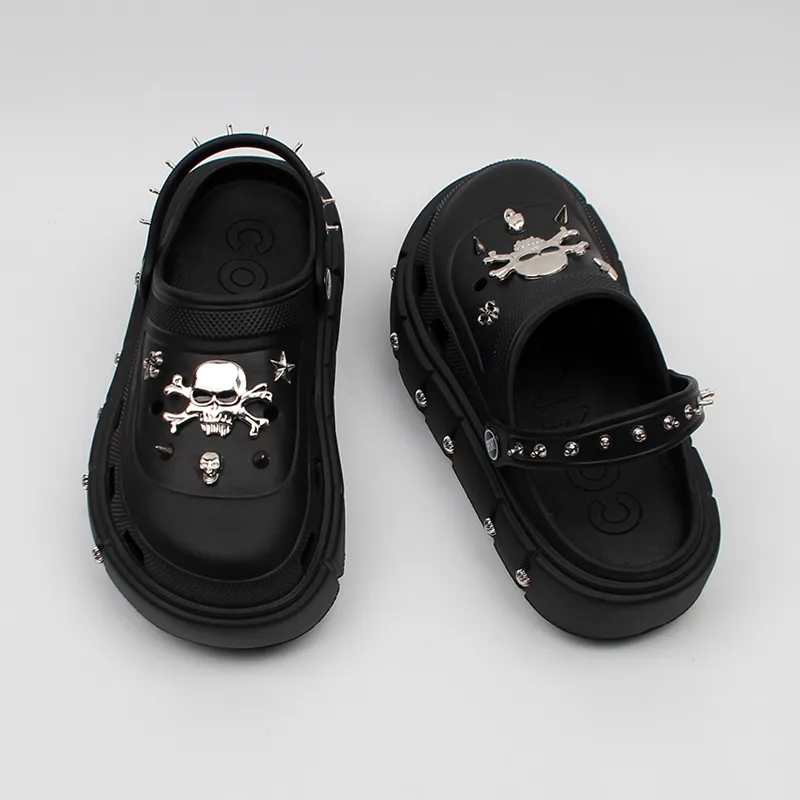 VCSHOES punk metal rivets Sandals Slippers Platform Sandals Outdoor Clogs Thick Street Beach Slippers Flip Flops Garden Shoes 1028-0