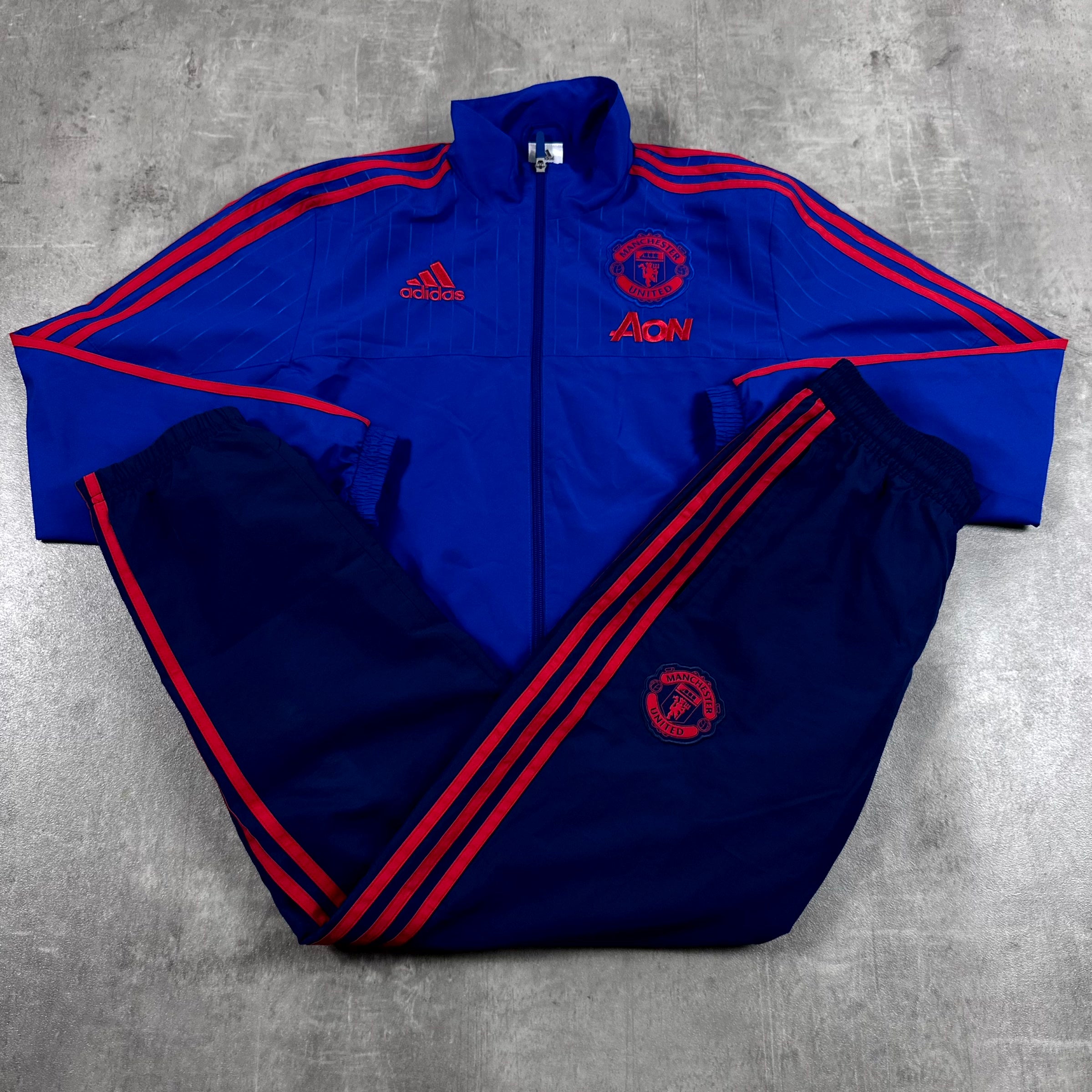 United Tracksuit