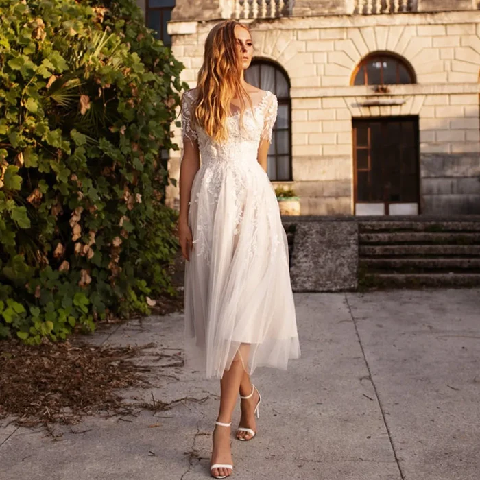 Tulle Mid Length Model Sweetheart A Line Wedding Dress with Lace Appliques YU0049