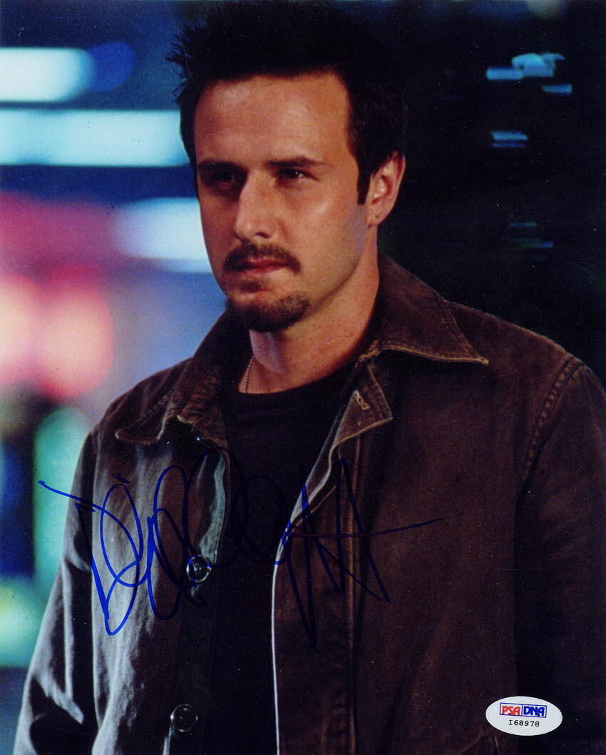 David Arquette SIGNED 8x10 Photo Poster painting Dewey Riley Scream PSA/DNA AUTOGRAPHED