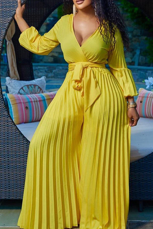 Solid Color On-trend Pleated Wide Leg Jumpsuit With Belt