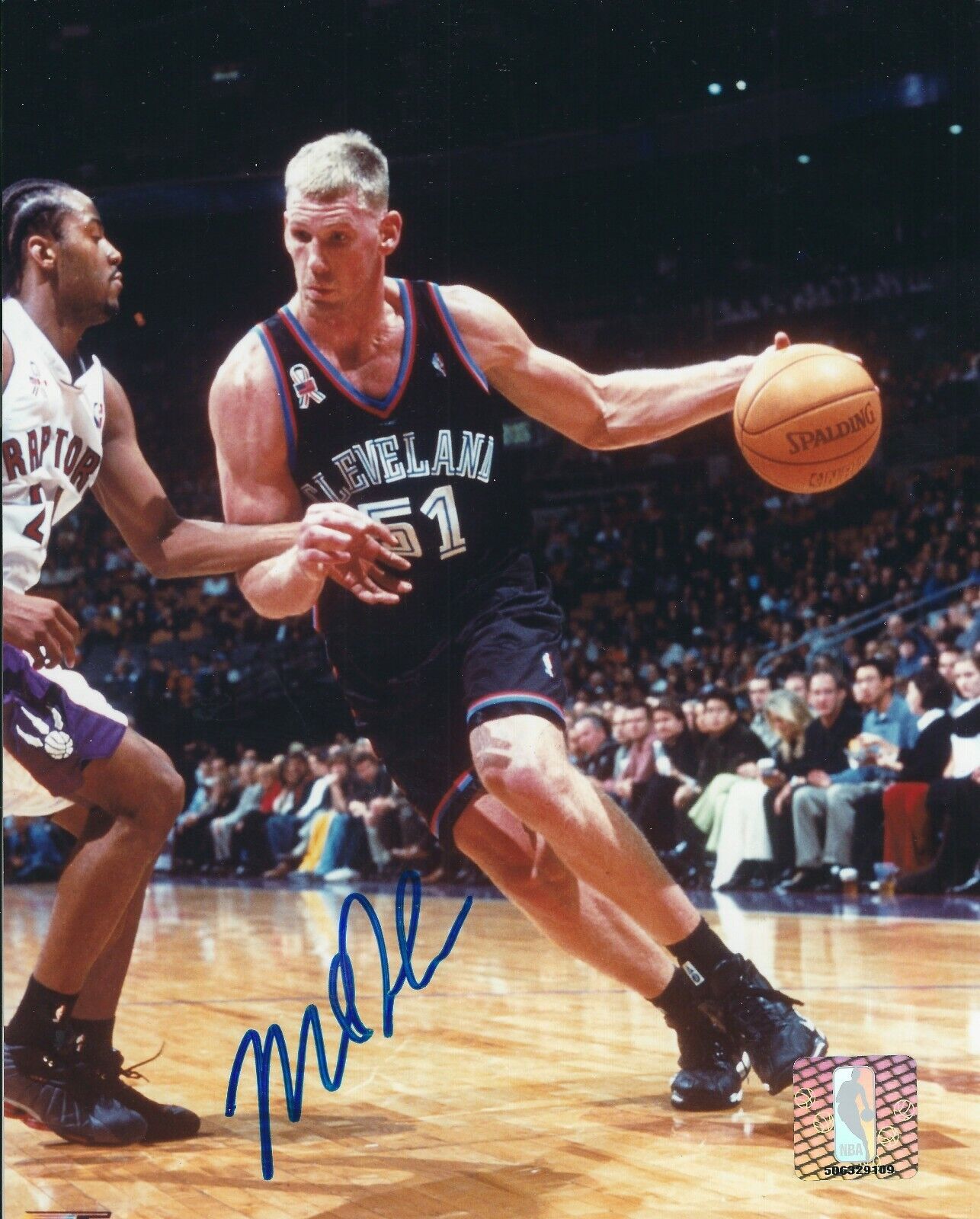 Autographed MICHAEL DOLEAC 8x10 Cleveland Cavaliers Photo Poster painting w/COA