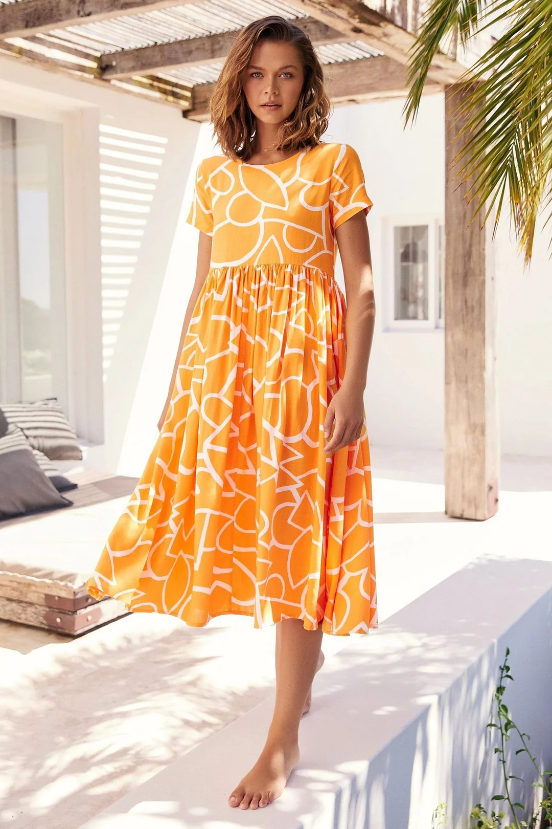 Women's Temperament Round Neck Short Sleeve Beach Loose Big Swing Dress