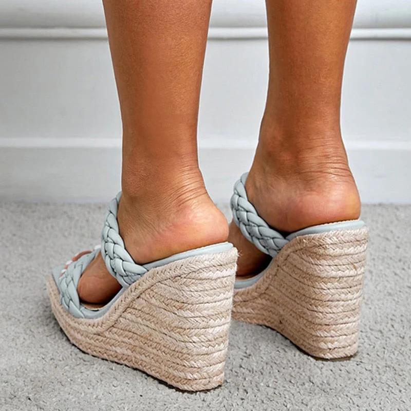 2022 New Wedges Shoes For Women Slippers Fashion Handmade Straw Rope Weave Thick Bottom Platform High Heels Sexy Golden Sandals