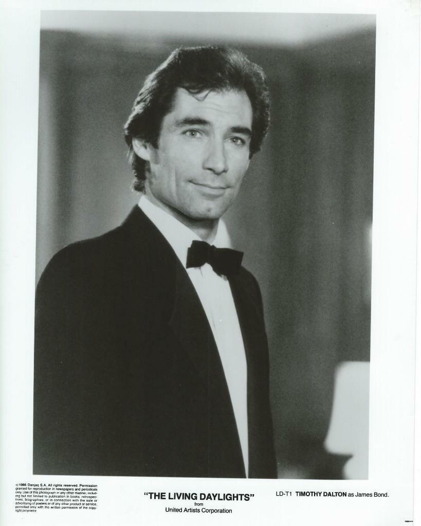 Timothy Dalton 8x10 Picture Simply Stunning Photo Poster painting Gorgeous Celebrity #17