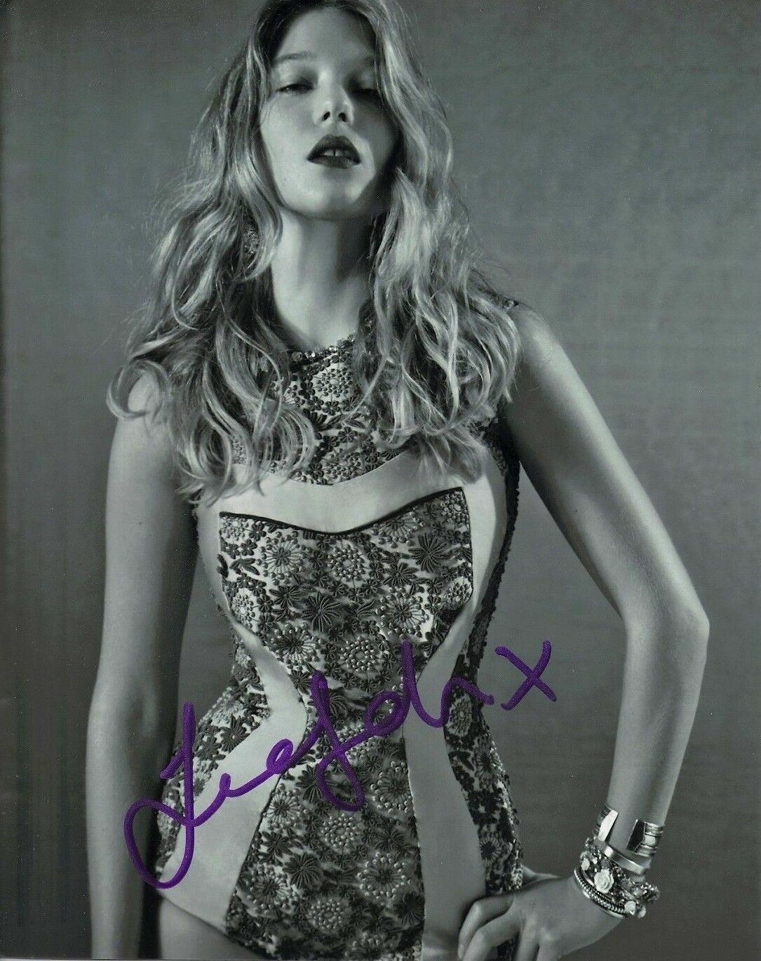 Lea Seydoux SIGNED 10X8 Photo Poster painting SEXY IMAGE AFTAL COA (7257)