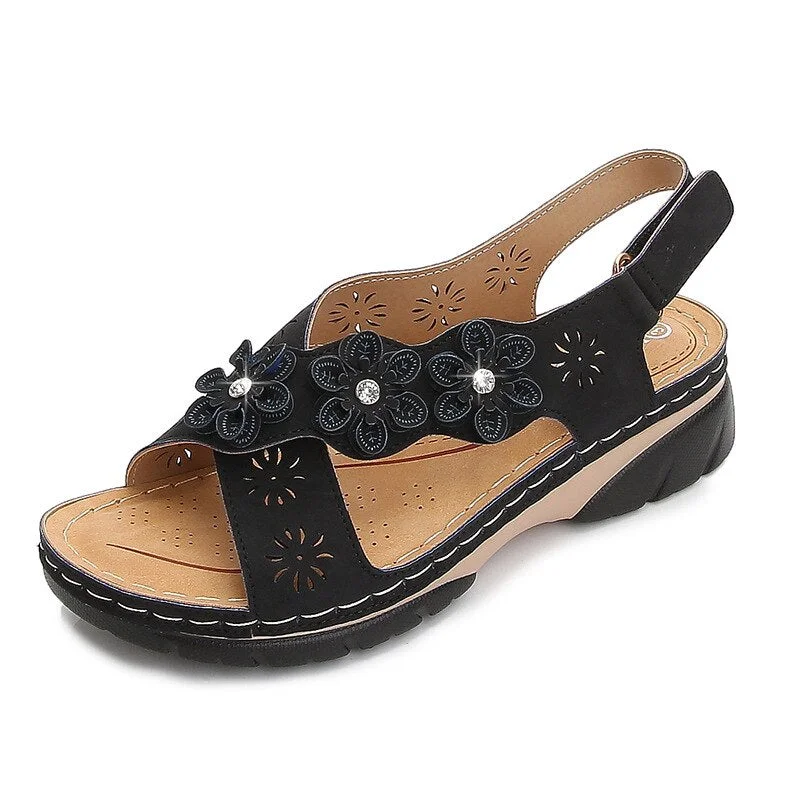 Hot Sandals Women Wedges Retro Buckle Strap Sandals Casual Sewing Women Shoes Solid Female Shoes Ladies Platform Shoes Plus Size