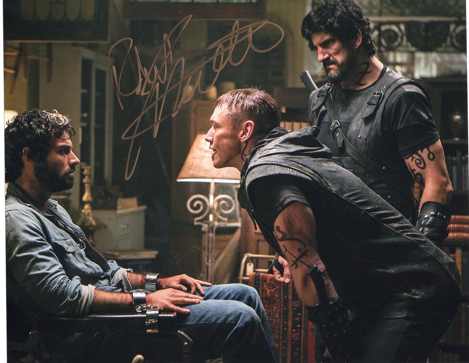 Robert Maillet The Mortal Instruments Signed 8x10 Photo Poster painting w/COA