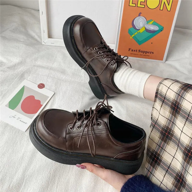 Aiertu Platform Vintage Shoes Oxford Shoes 2024 autumn Vintage Brown Leather Lace Up Women Fashion Loafer Shoes Black Oxford Shoes Aiertu