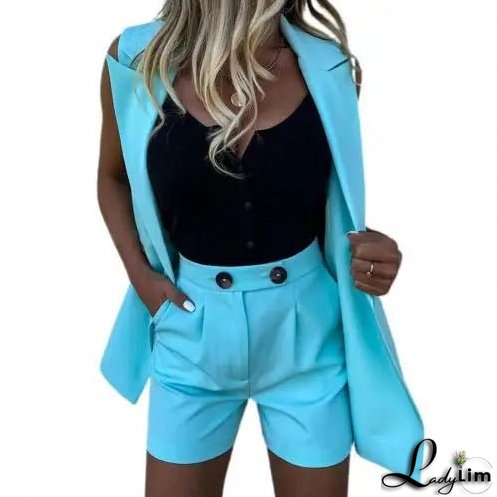 Effortless and Chic winter Shorts