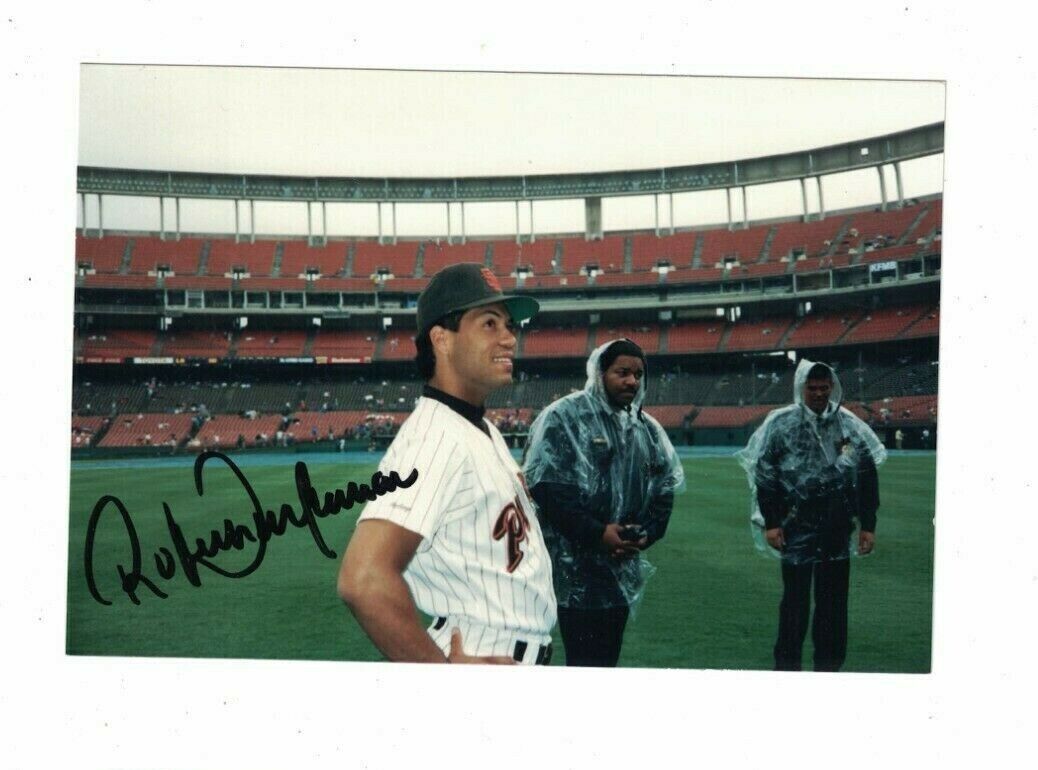 Roberto Alomar San Diego Padres Signed Personal 4x6 Photo Poster painting W/Our COA