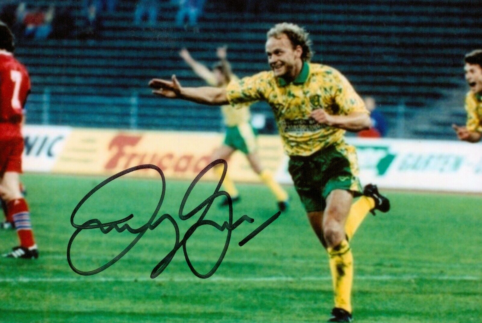 Jeremy Goss Hand Signed 6x4 Photo Poster painting Norwich City Wales Autograph Memorabilia + COA