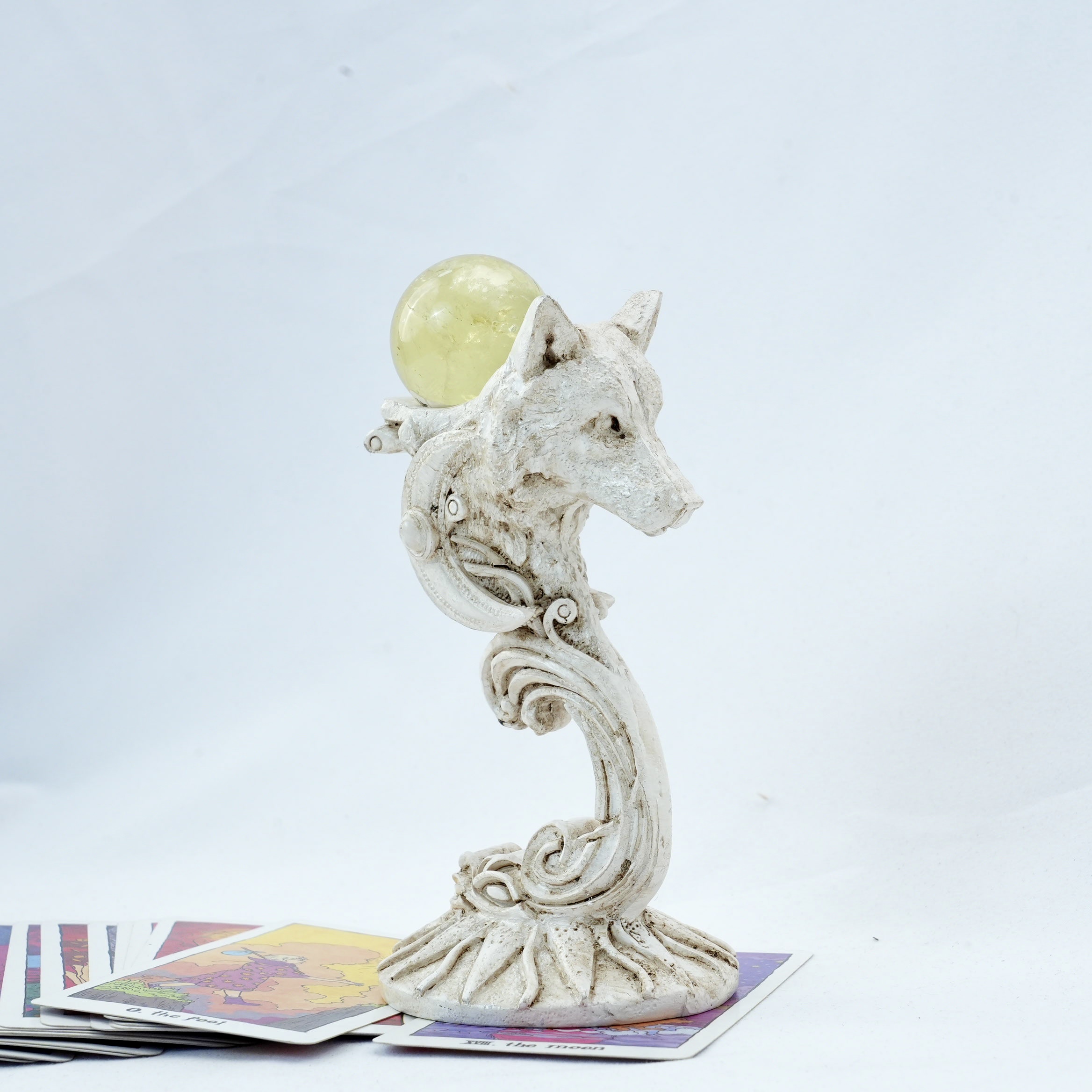 Wolf Head Sphere Holder