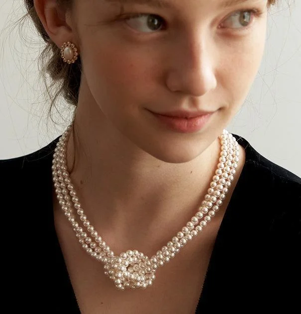 Multi layer pearl clavicle Necklace