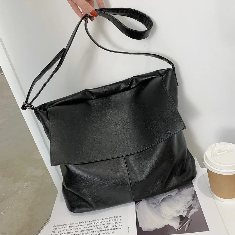 Vintage Crossbody Single Shoulder Large Capacity Simple Tote