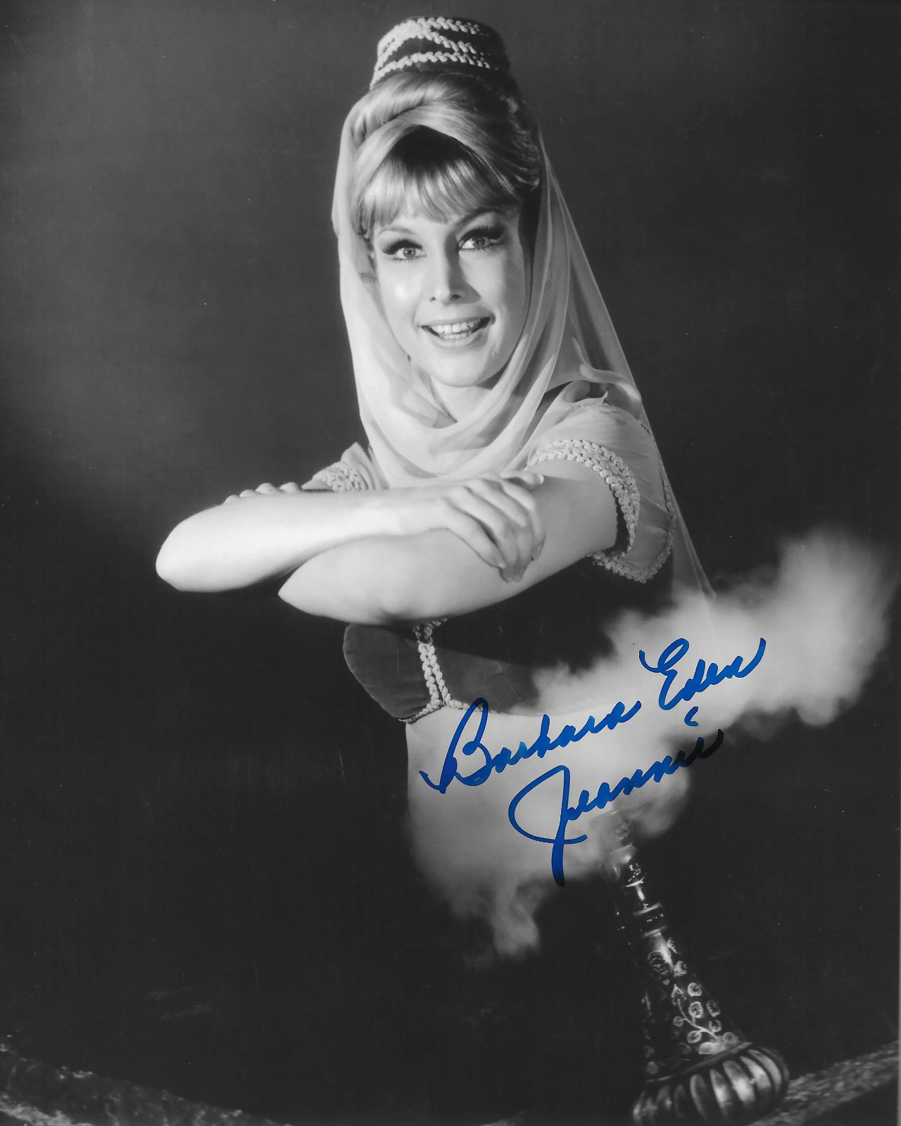 Barbara Eden I Dream of Jeannie 8x10 Photo Poster painting #37 signed at The Hollywood Show