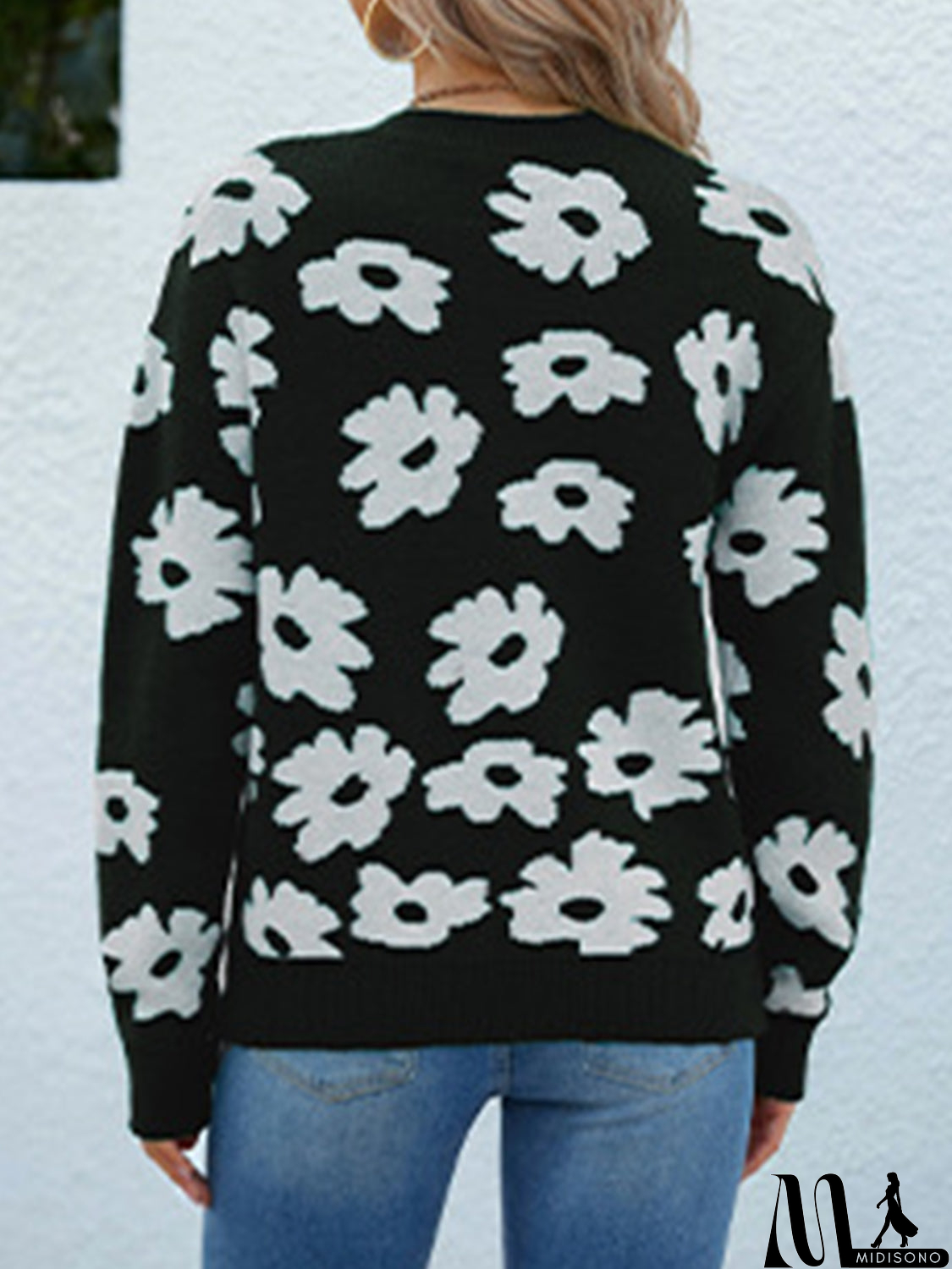 MidiSono - Versatile and Comfortable Sweater