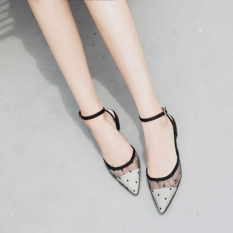 2019 summer new style Polka dot mesh Lace Pointed flats Female versatile comfort One-button buckle with baotou sandals