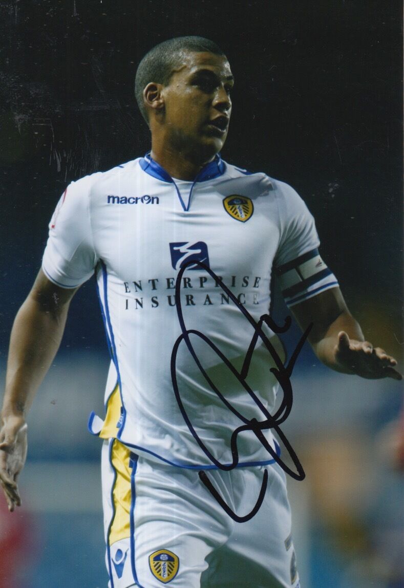 LEEDS UNITED HAND SIGNED LEE PELTIER 6X4 Photo Poster painting 1.