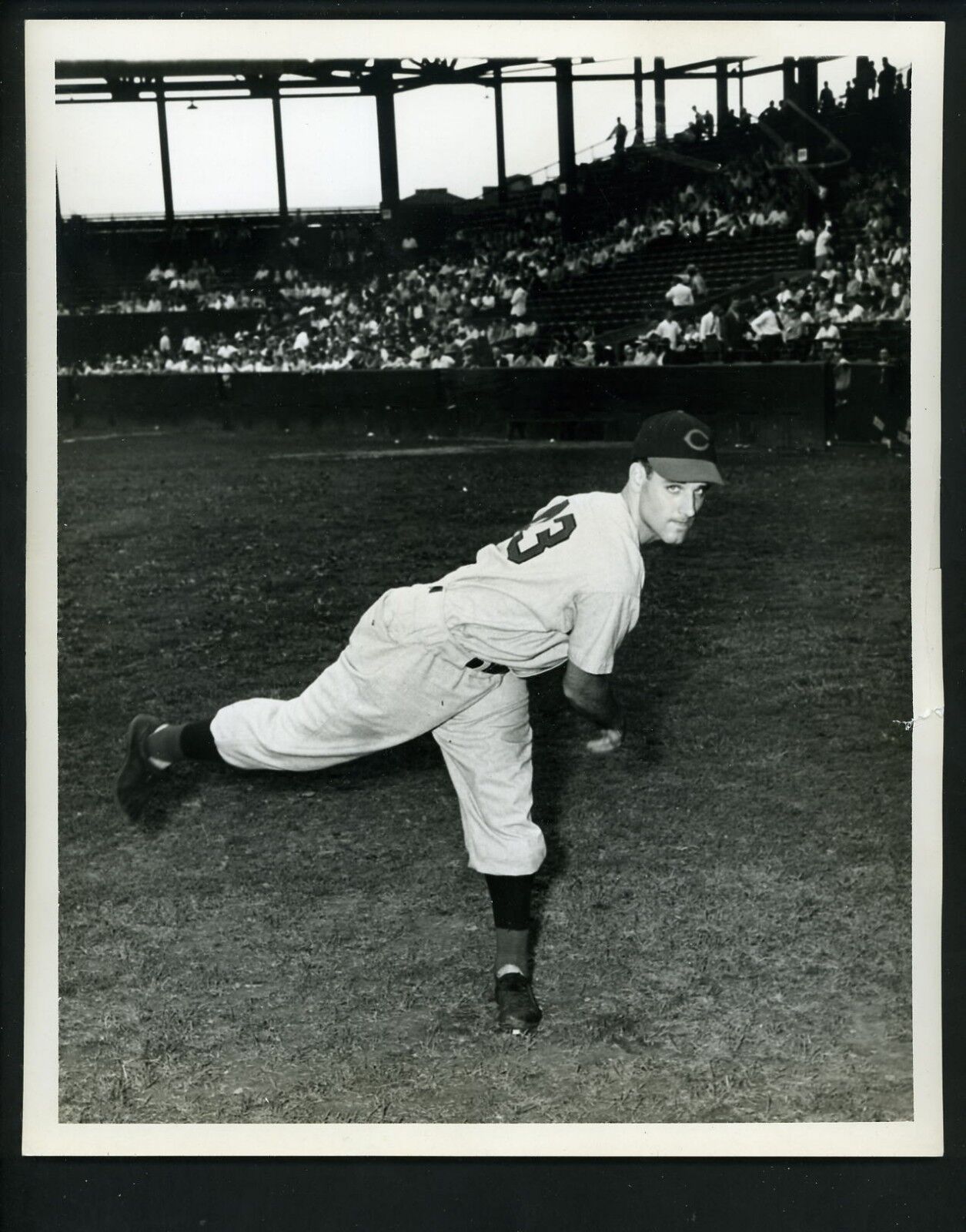 Frank Dacoli circa 1940 George Dorrill Press Photo Poster painting Cincinnati Reds pitching pose