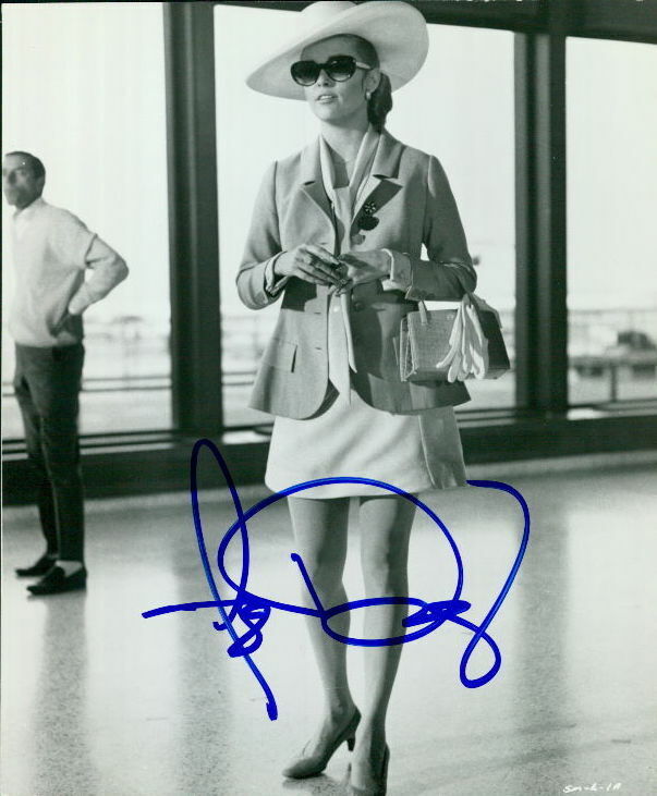 Faye Dunaway vintage signed in-person 8x10 Photo Poster painting