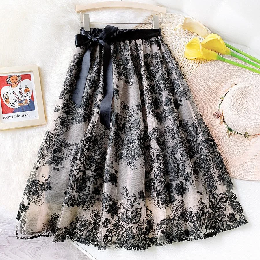 Black Embroidery Midi Skirt