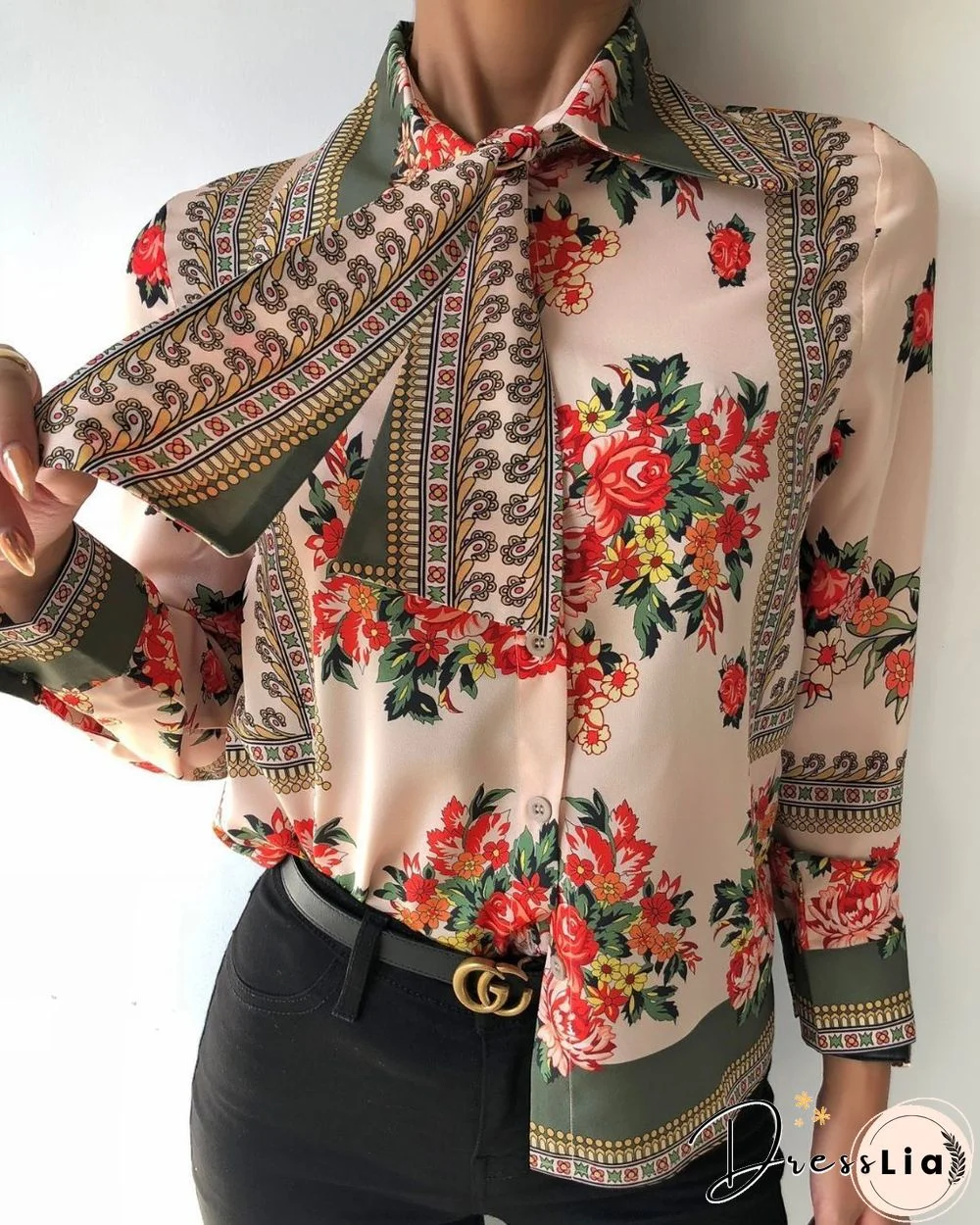 Tie Neck Scarf Print  Casual Shirt P15965