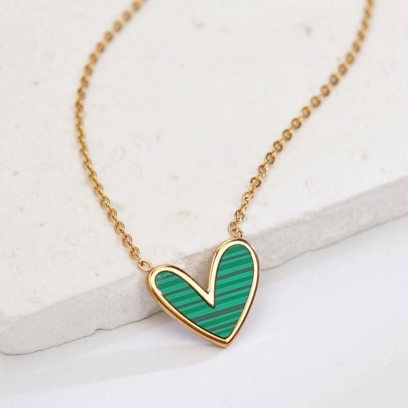Cute Sweet Asymmetrical Heart Shape 304 Stainless Steel Acrylic 18K Gold Plated Inlay Pendant Necklace