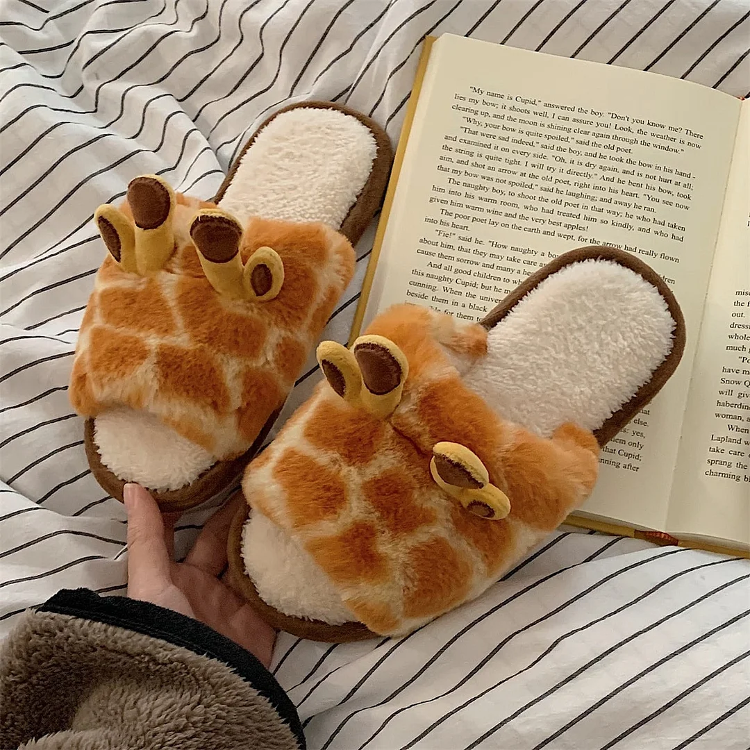 Cute Animal Slipper For Women Girls Fashion Kawaii Fluffy Winter Warm Slippers Woman Cartoon Giraffe House Slippers Funny Shoes