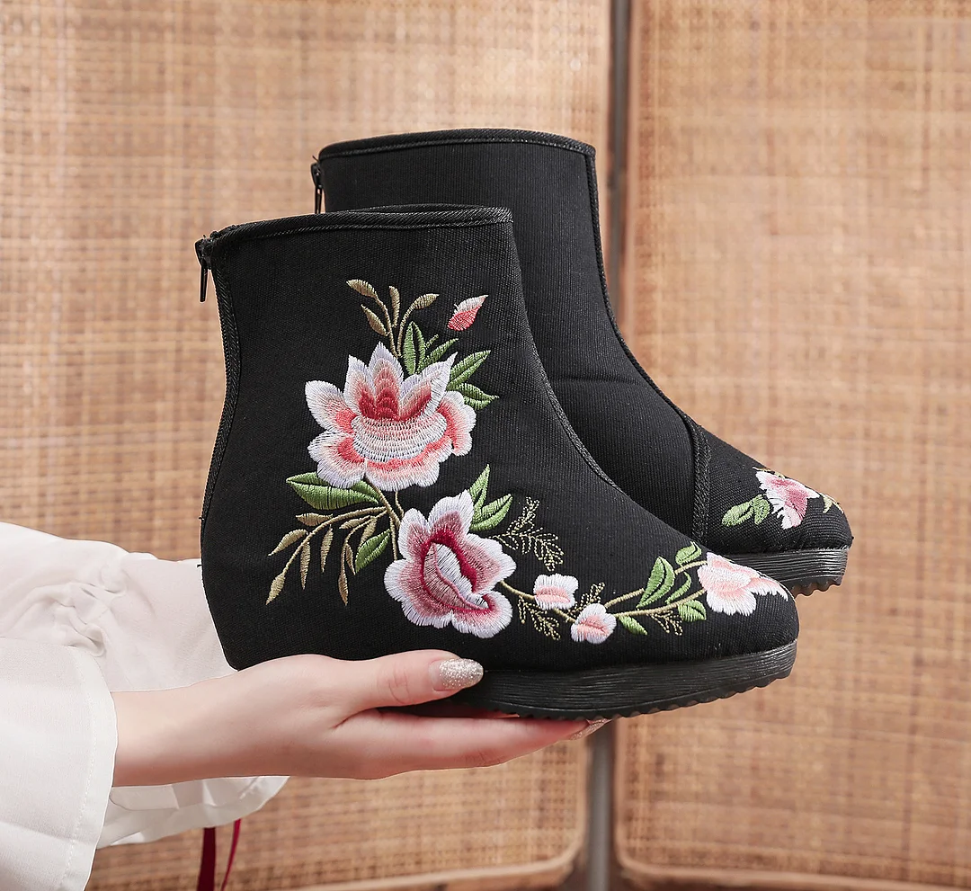 Breakj Breakj Boots Embroidered Cloth Boots Women Winter Clip Cotton And Velvet Short Boots With High Slope Heel And High Heel Embroidered Boots