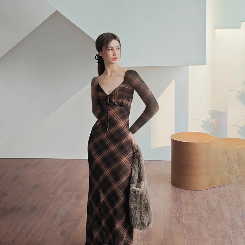 Uveng Uveng Summer New Fashion Retro Plaid Pure Desire Socialite Temperament Slim Condole Belt Dress Female