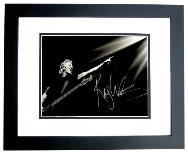 Roger Waters Signed - Autographed PINK FLOYD 11x17 inch Photo Poster painting - FRAMED