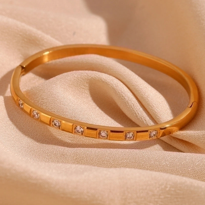 Basic Minimalist Classic Style Solid Color 304 Stainless Steel 18K Gold Plated Rhinestones Bangle In Bulk