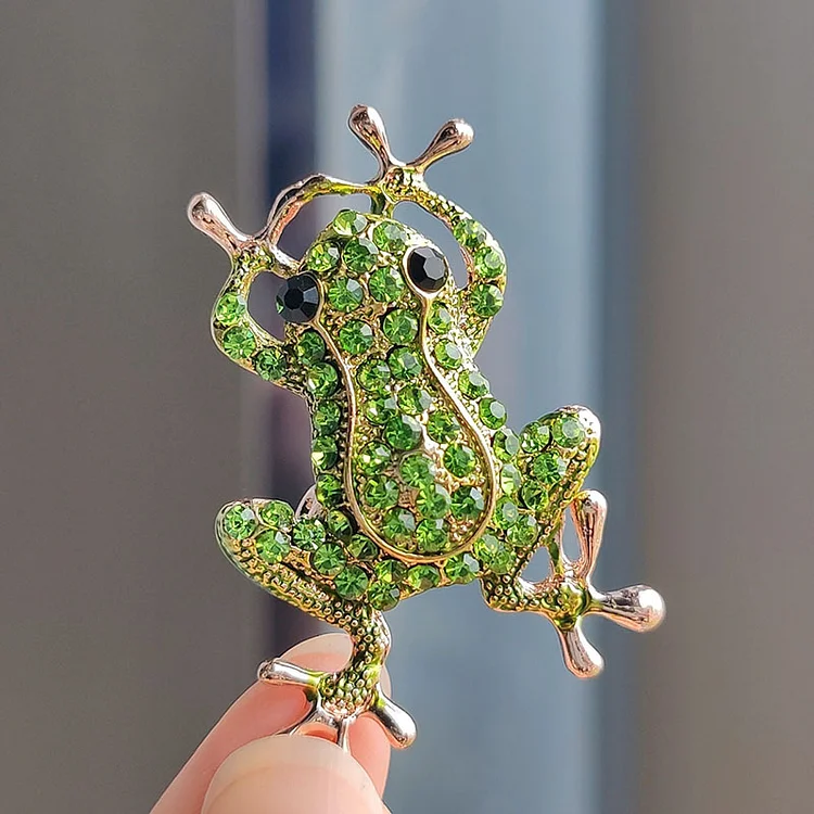 Jiebangke 1PCS Luxury Green Frog Brooches for Women Men Vivid Animal Alloy Brooch Pin Fashion Men Suit Coat Accessories Rhinestone Jewelry
