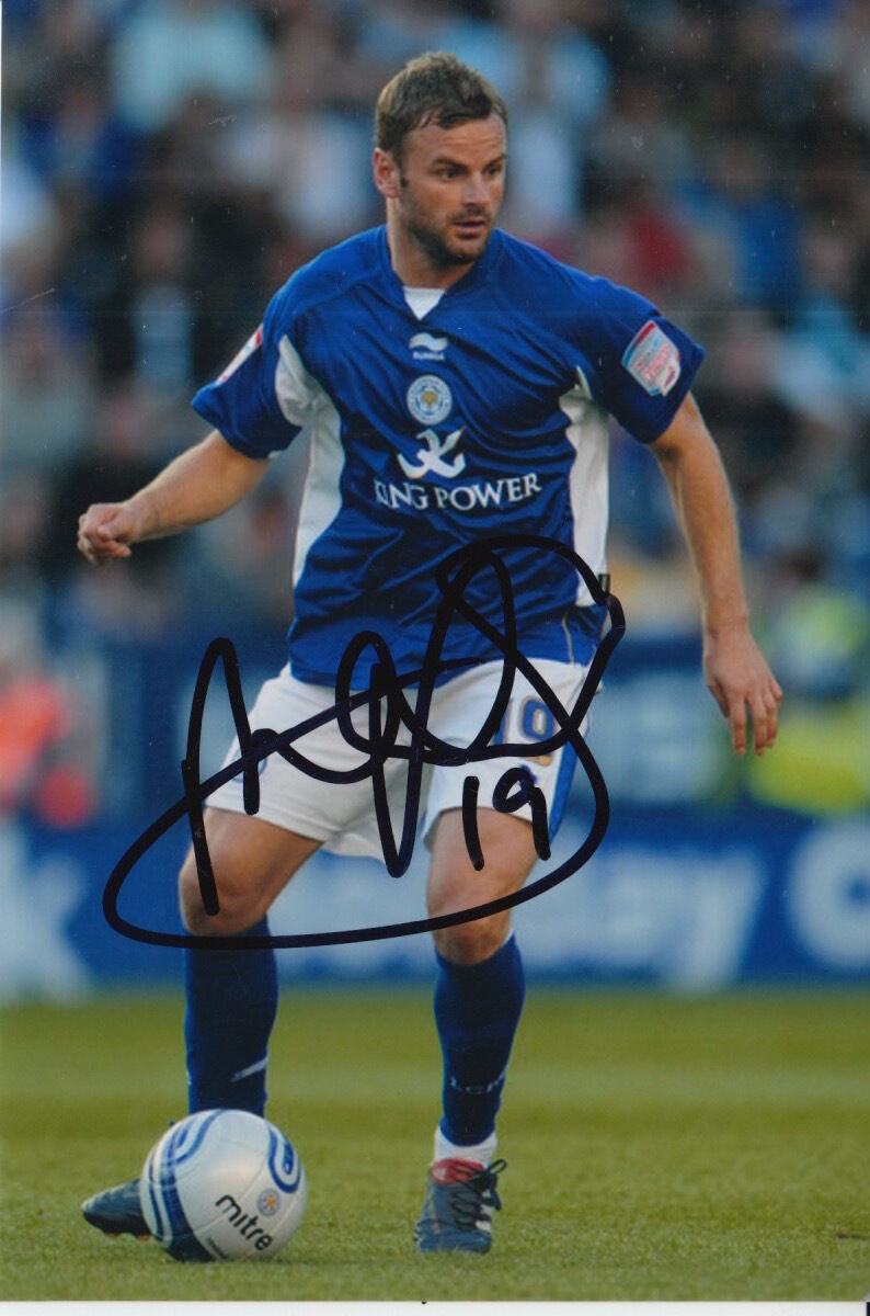 LEICESTER CITY HAND SIGNED RICHIE WELLENS 6X4 Photo Poster painting 2.