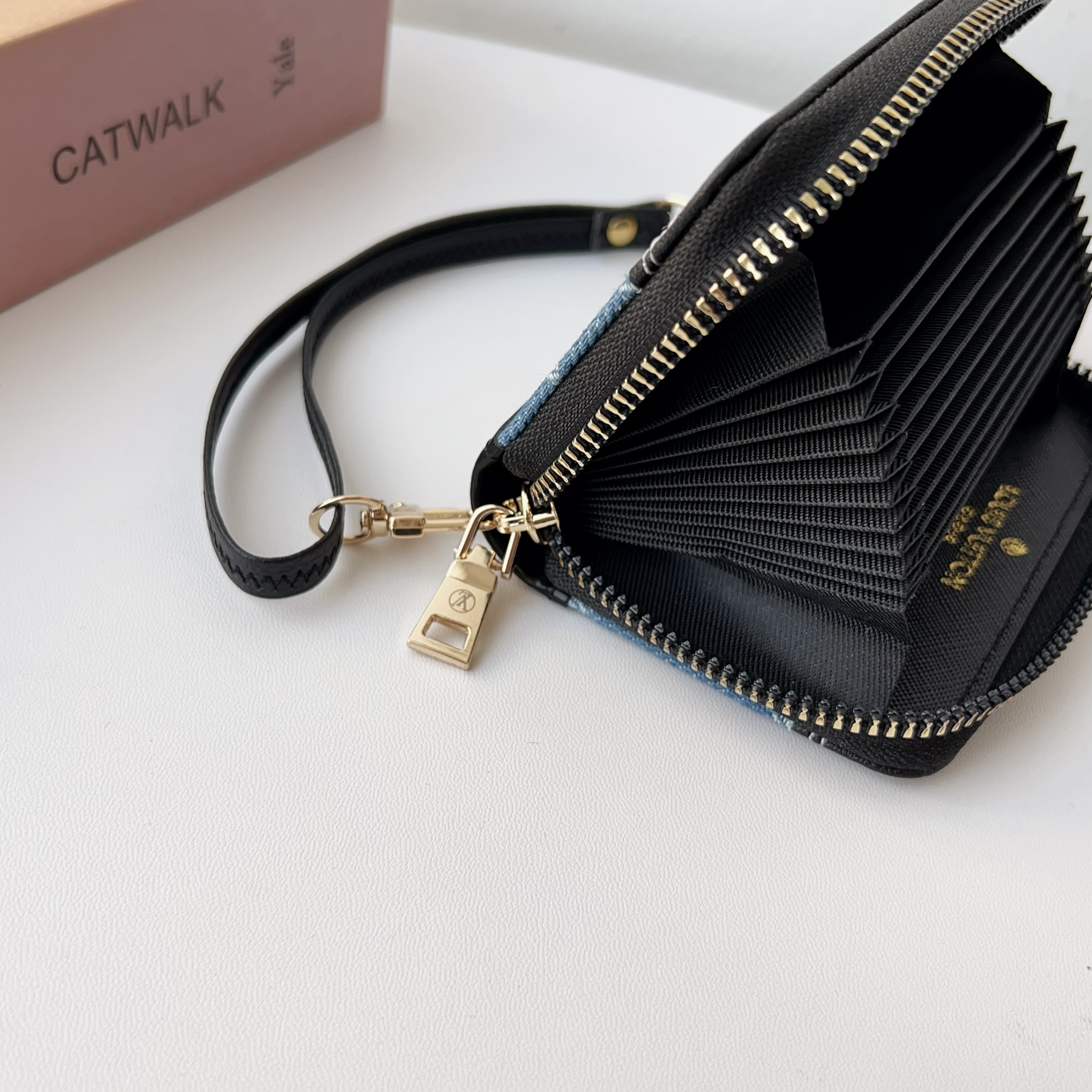 Mini Louis Vuitton Handbag Zip Wallet Gucci Card Holder Leather Coin Purse