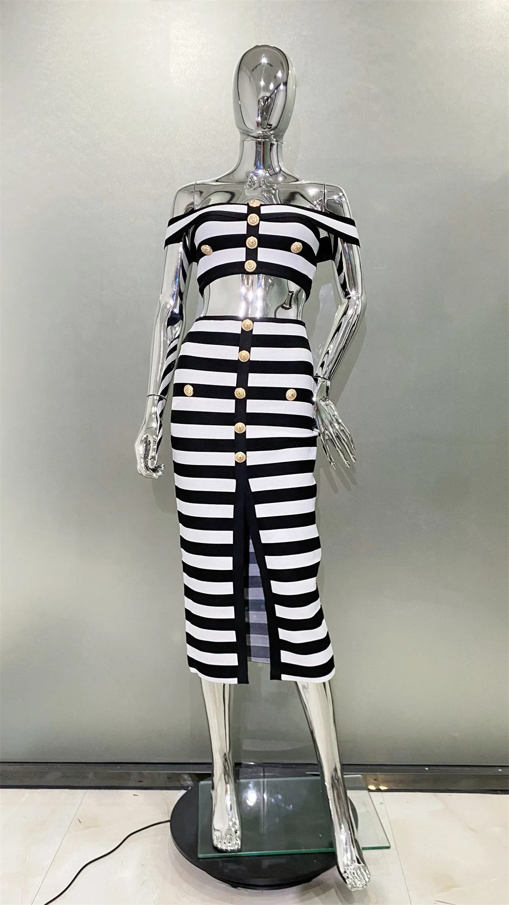 Zingj New Black And White Striped Bandage Skirt Fashion Show Shoulder Dress Two Sets Of High Street Party Dress