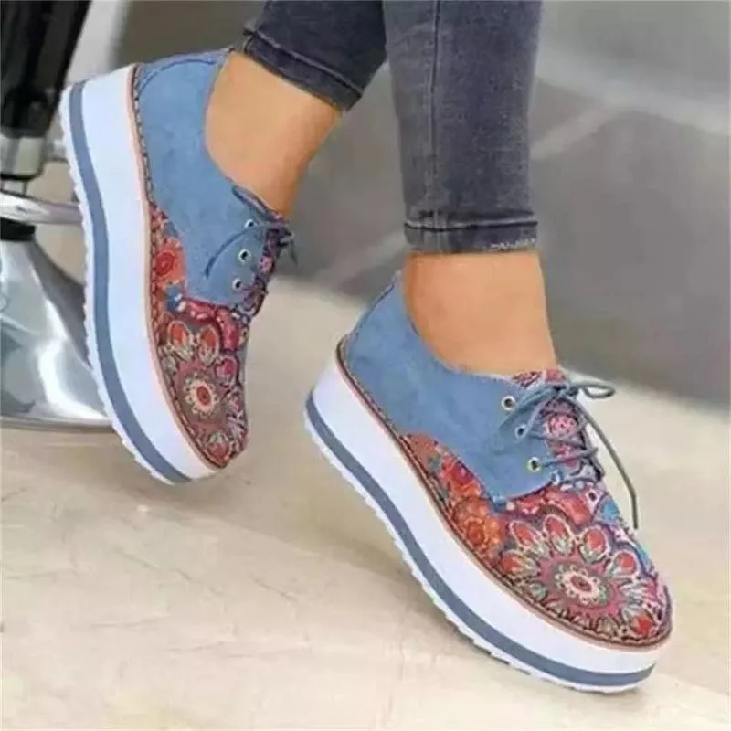 2021 High Quality Embroidered Flowers Platform Shoes Women Flats Zapatillas Mujer Casual Ladies Shoes Feminino Plus size 43
