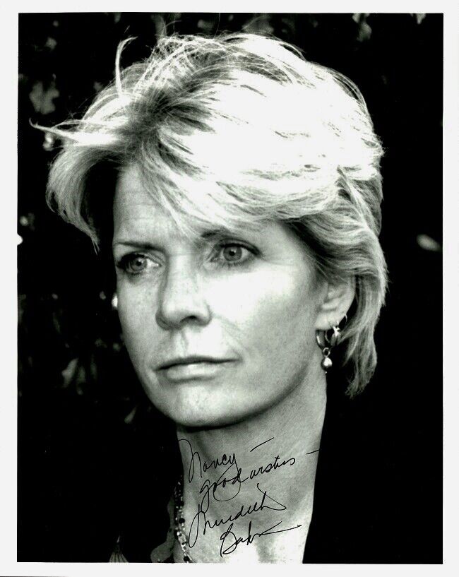 MEREDITH BAXTER Signed Photo Poster painting