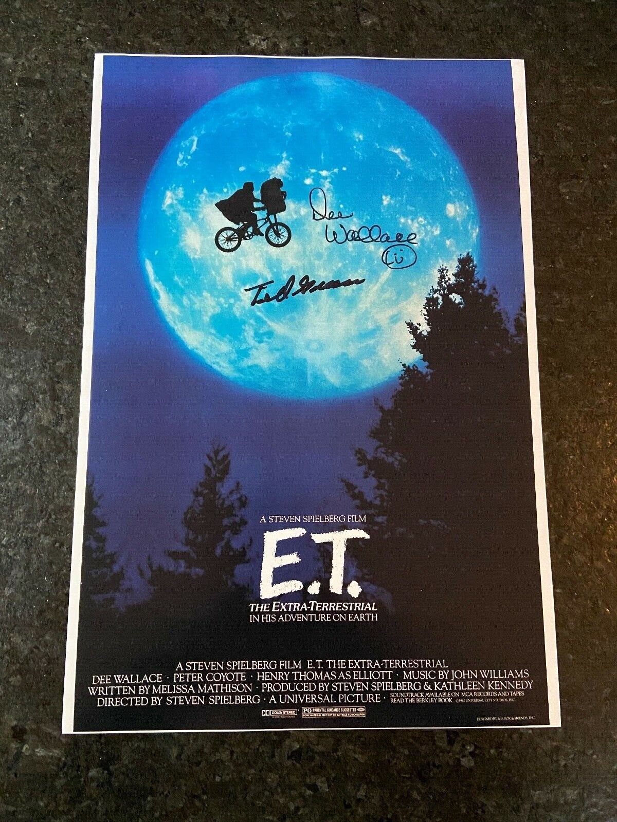 *DEE WALLACE & TED GROSSMAN* signed 12x18 poster *E.T. THE EXTRA-TERRESTRIAL* 1