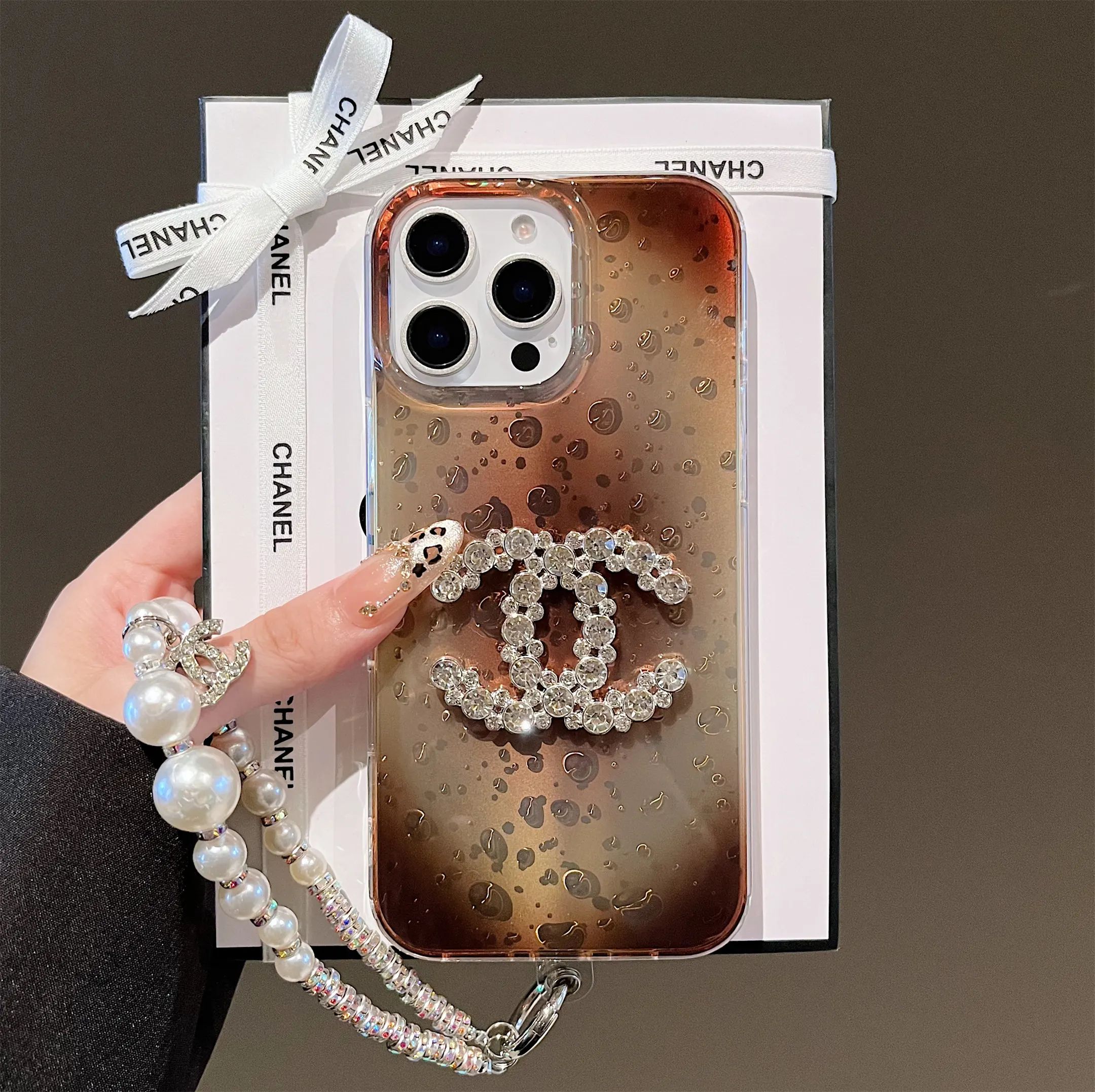 Chanel 3D Water Drop Style CC Monogram Combination Bracelet Apple iPhone Case