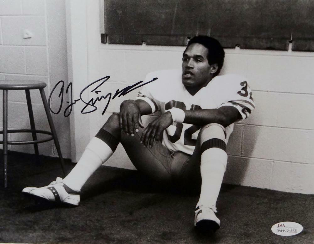 OJ Simpson Signed Buffalo Bills 8x10 B&W In Locker Room Photo Poster painting- JSA W Auth *Black