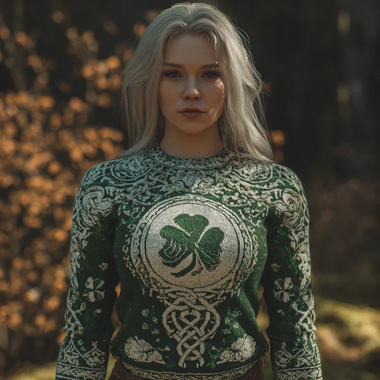 St. Patrick's Day Shamrock Retro Pattern Women's Round Neck Sweater