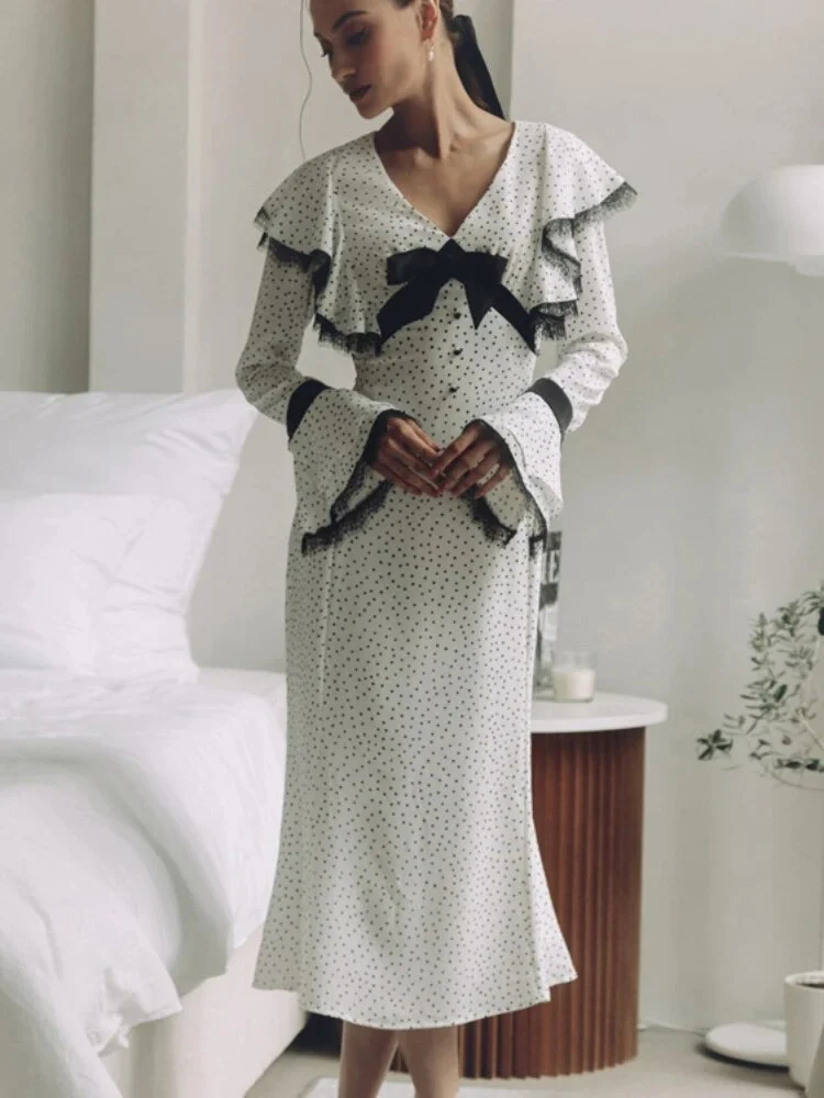 TARUXY Lace Splice Maxi Dresses For Women Deep V Neck Temperament Loose Long Dress Women&rsquo;s Casual French Style Dot Dress Woman