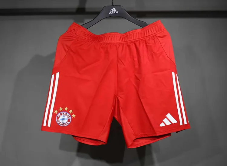 25/26 Bayern home shorts player version -