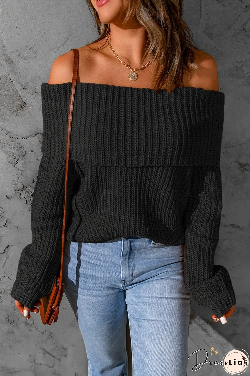 Trendy and Elegant winter garment