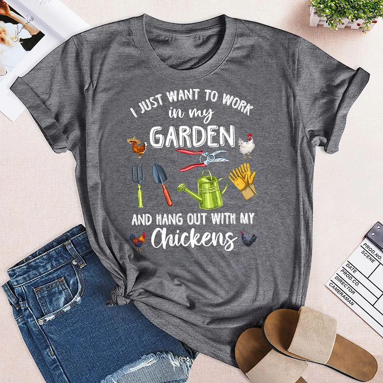 I Just Want To Work In My Garden T-Shirt-03796-Annaletters